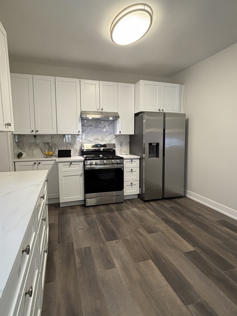 7518 South Ridgeland Avenue Chicago IL 60649