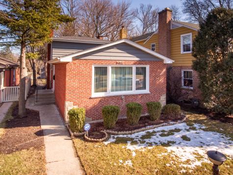 8953 Central Park Avenue Evanston IL 60203