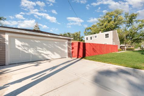 16784 Anthony Avenue Hazel Crest IL 60429
