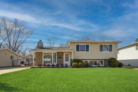 434 South Yale Avenue Addison IL 60101