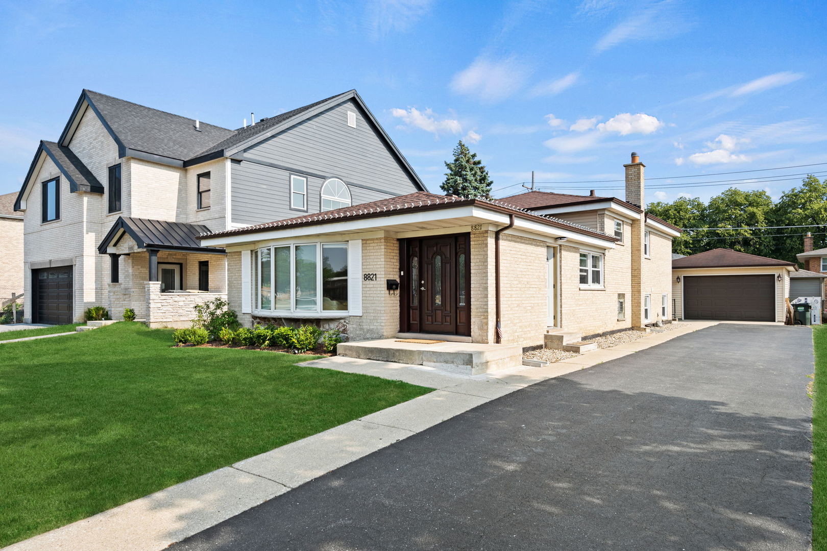 8821 Congress Park Avenue Brookfield IL 60513