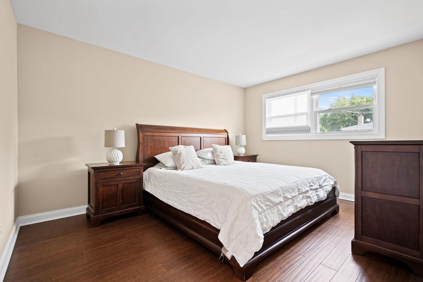 8821 Congress Park Avenue Brookfield IL 60513