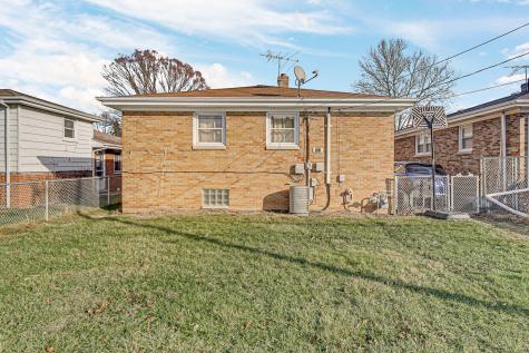 712 May Street Calumet City IL 60409