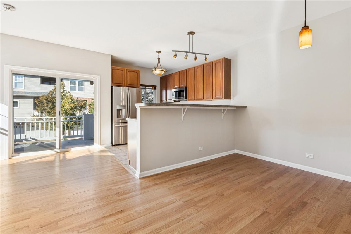 6135 River Bend Drive Lisle IL 60532