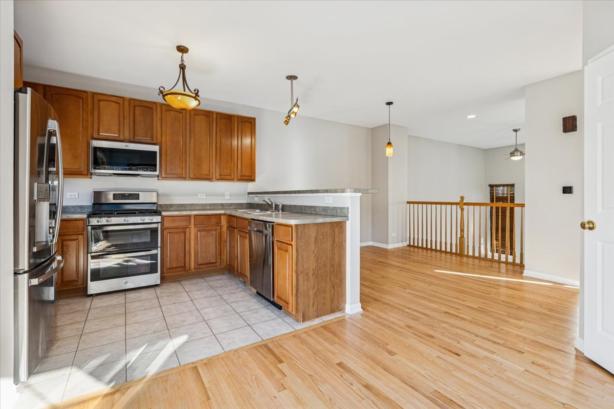 6135 River Bend Drive Lisle IL 60532