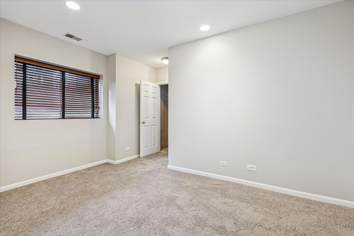 6135 River Bend Drive Lisle IL 60532