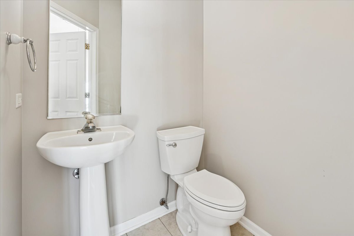 6135 River Bend Drive Lisle IL 60532