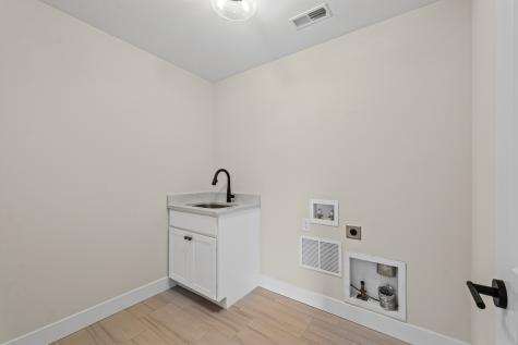 1206 Willowgrove Lane Mahomet IL 61853