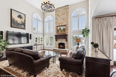 11 Moate Lane Barrington Hills IL 60010