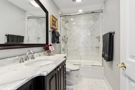 11 Moate Lane Barrington Hills IL 60010