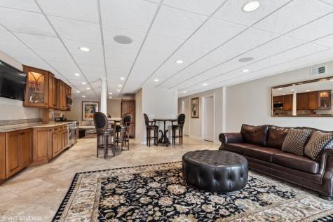 11 Moate Lane Barrington Hills IL 60010