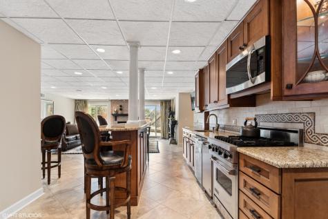 11 Moate Lane Barrington Hills IL 60010