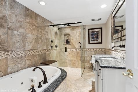 11 Moate Lane Barrington Hills IL 60010