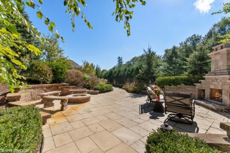 11 Moate Lane Barrington Hills IL 60010