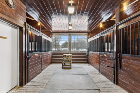 11 Moate Lane Barrington Hills IL 60010