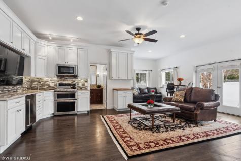 11 Moate Lane Barrington Hills IL 60010