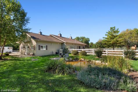 11 Moate Lane Barrington Hills IL 60010