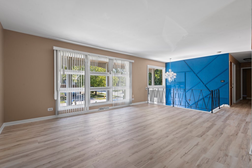 601 Derbyshire Lane Bolingbrook IL 60440