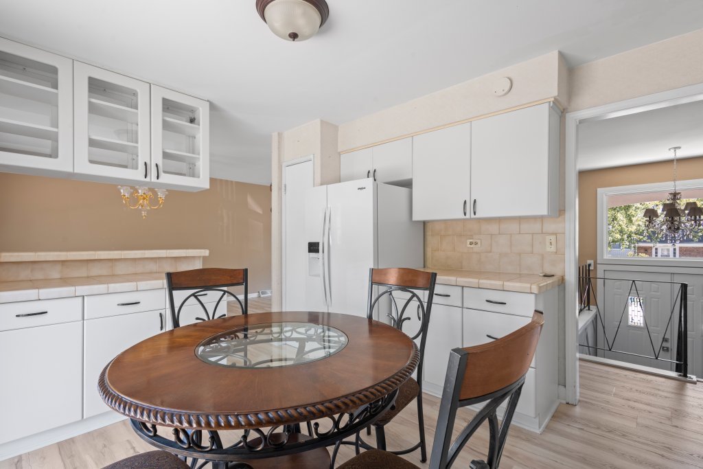 601 Derbyshire Lane Bolingbrook IL 60440