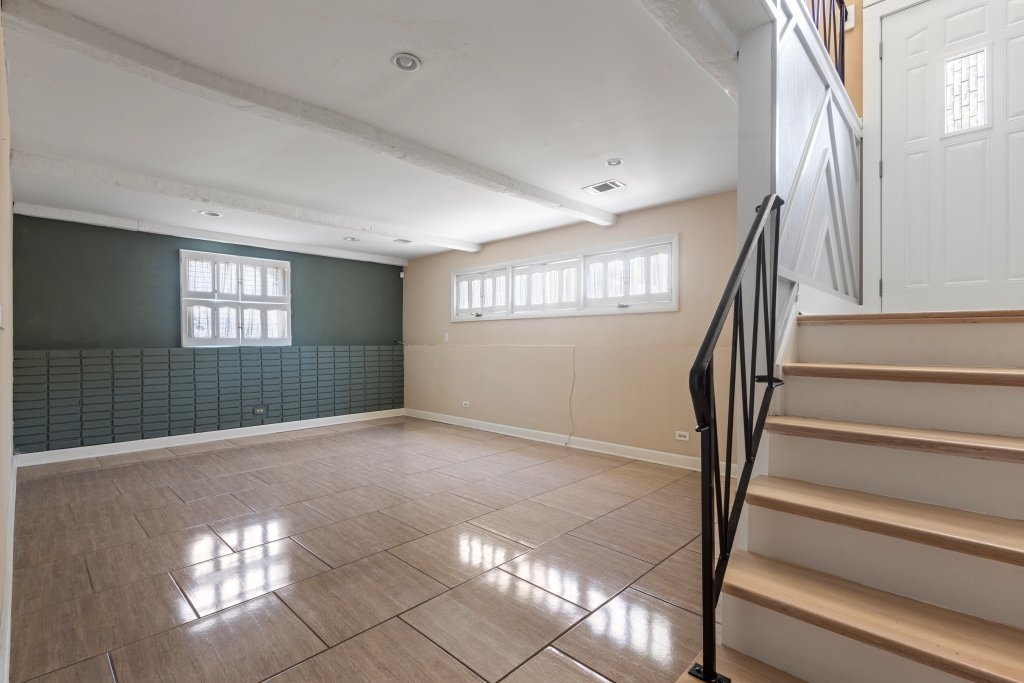 601 Derbyshire Lane Bolingbrook IL 60440