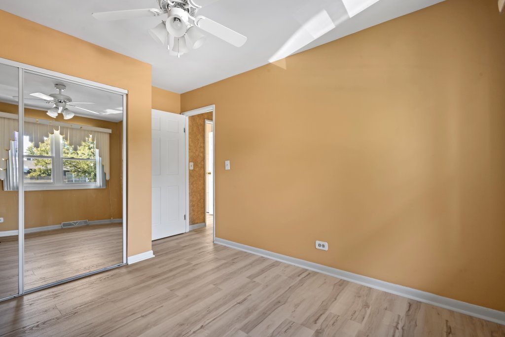 601 Derbyshire Lane Bolingbrook IL 60440