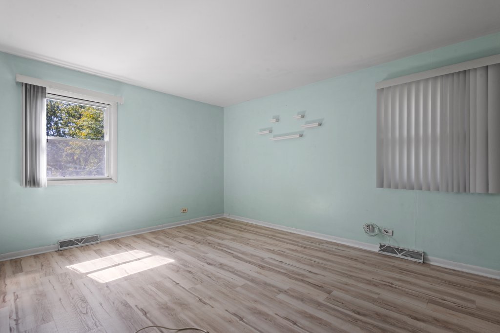 601 Derbyshire Lane Bolingbrook IL 60440