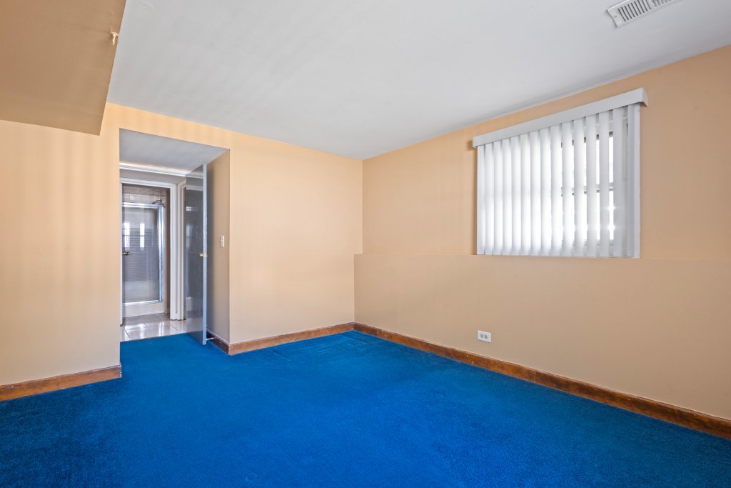 601 Derbyshire Lane Bolingbrook IL 60440