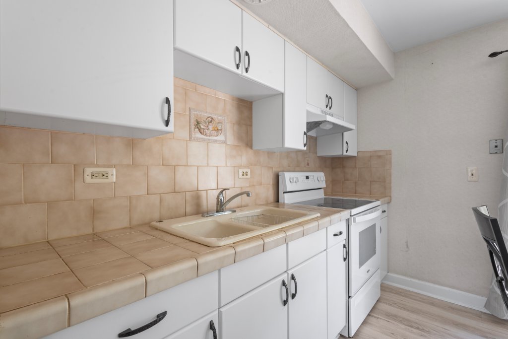 601 Derbyshire Lane Bolingbrook IL 60440