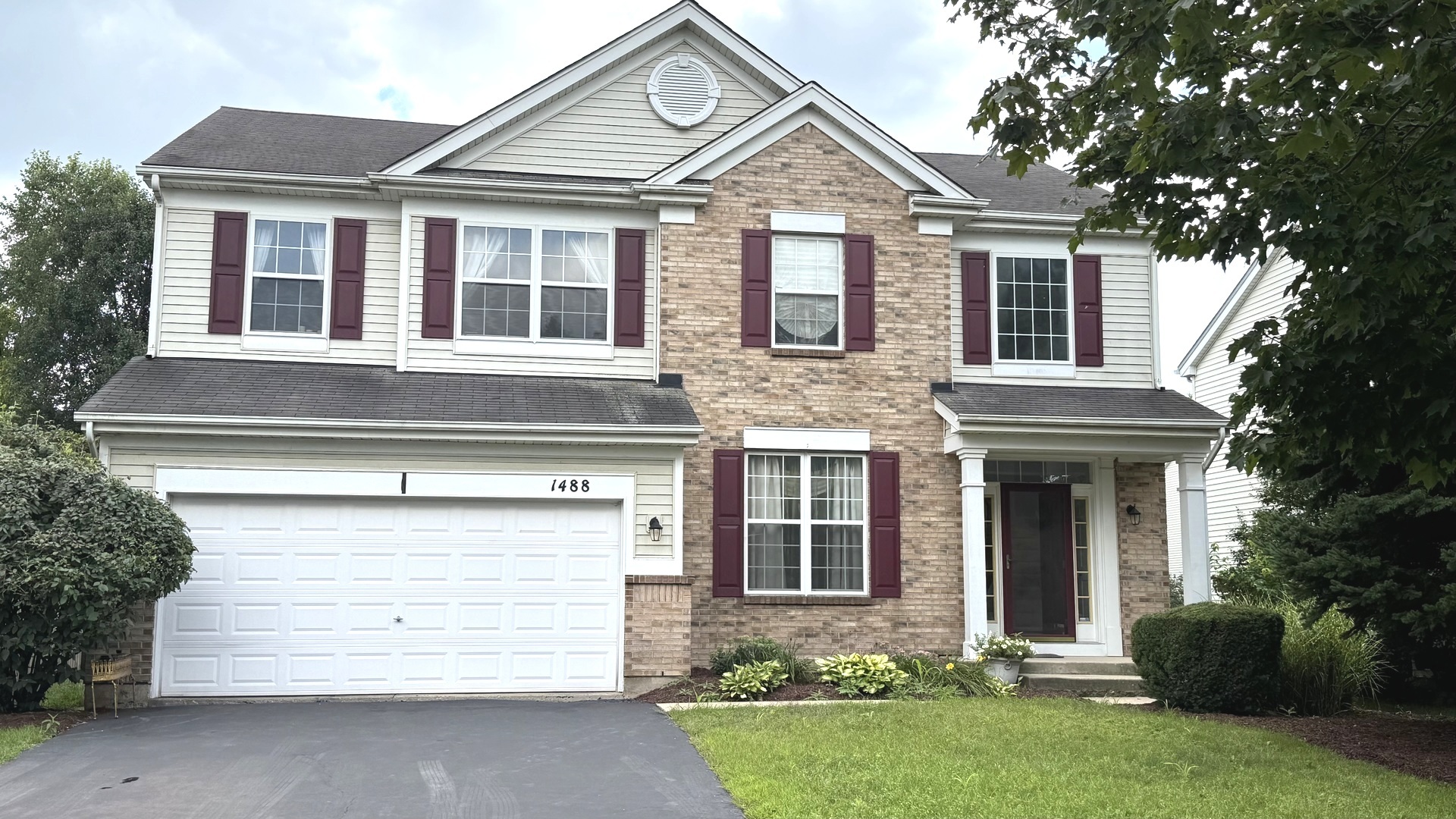 1488 Schoenherr Avenue Bolingbrook IL 60490