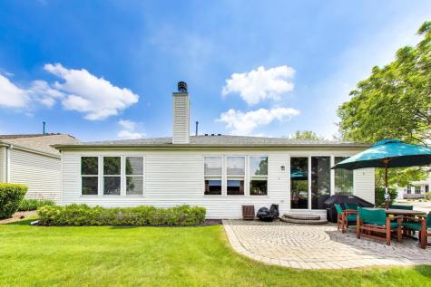 2660 Chesire Court West Dundee IL 60118