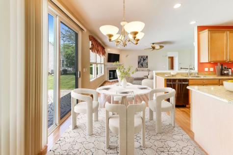 2660 Chesire Court West Dundee IL 60118