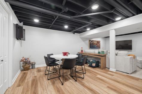 8692 Flint Lane Orland Park IL 60462