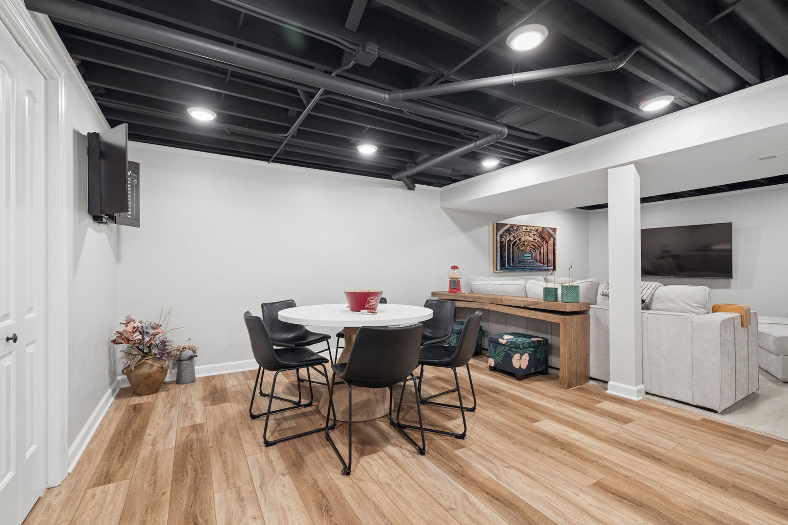 8692 Flint Lane Orland Park IL 60462