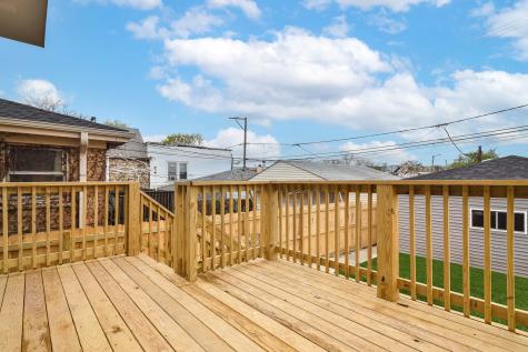 4938 West Medill Avenue Chicago IL 60639