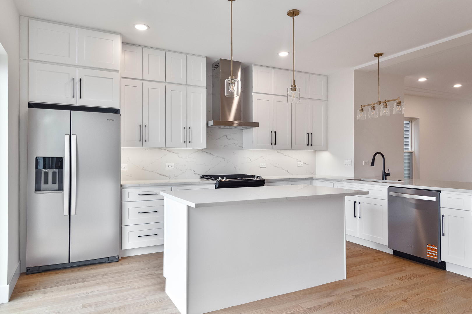 4938 West Medill Avenue Chicago IL 60639