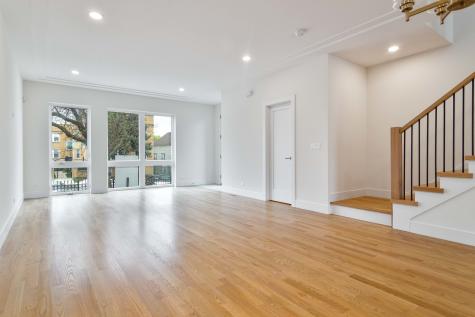 4938 West Medill Avenue Chicago IL 60639