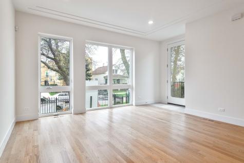 4938 West Medill Avenue Chicago IL 60639