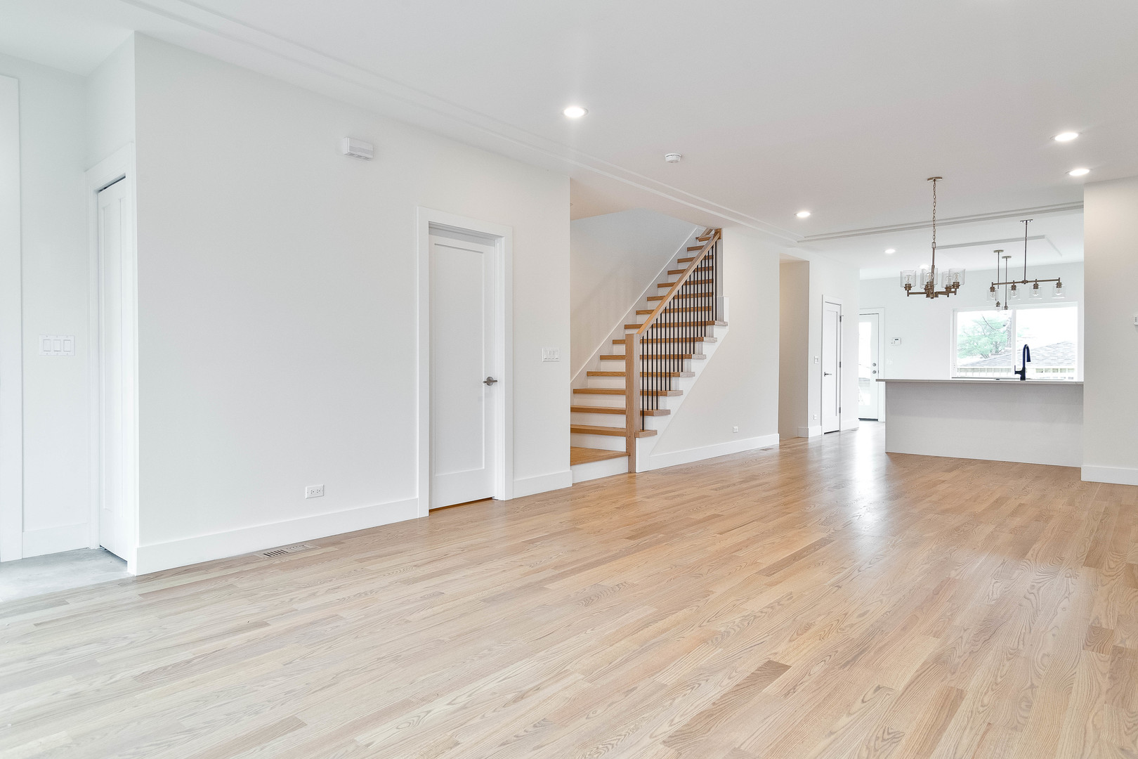 4938 West Medill Avenue Chicago IL 60639