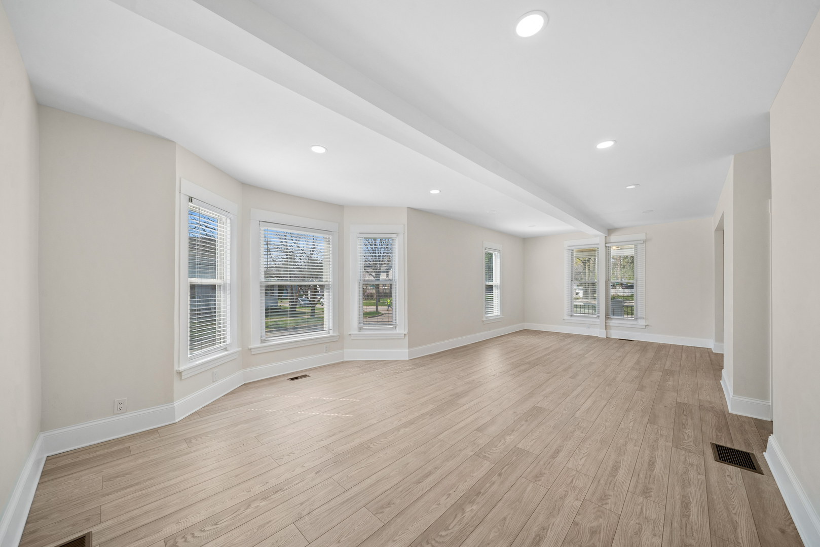 323 South Hale Street Wheaton IL 60187