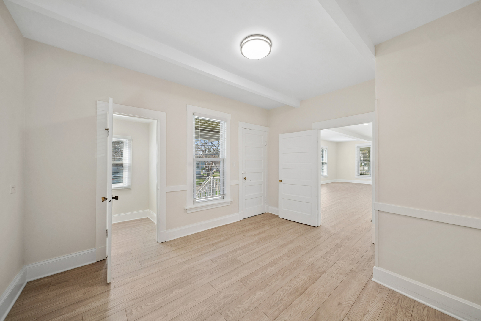 323 South Hale Street Wheaton IL 60187