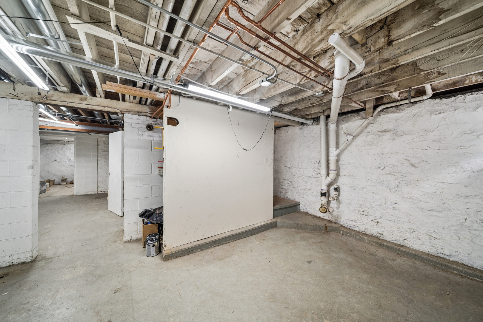 323 South Hale Street Wheaton IL 60187