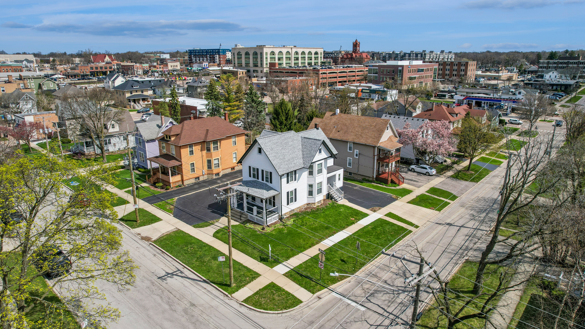 323 South Hale Street Wheaton IL 60187