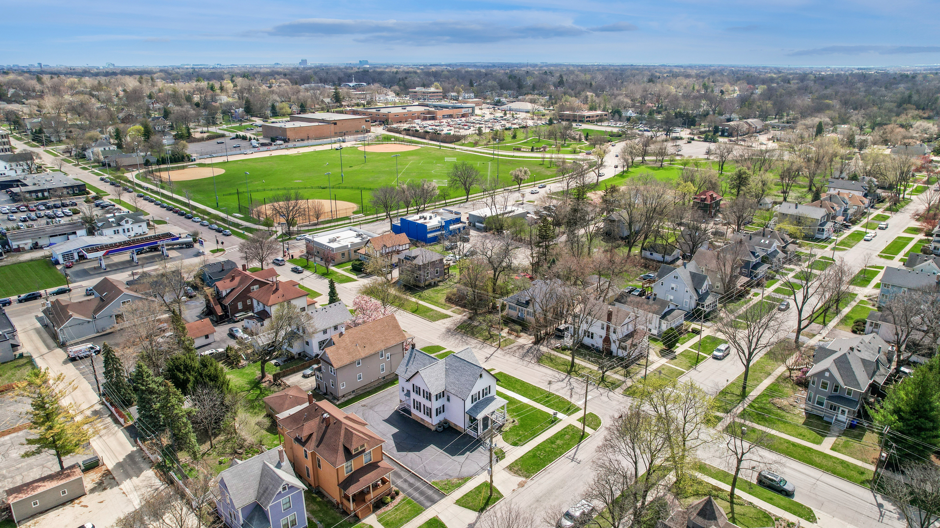 323 South Hale Street Wheaton IL 60187