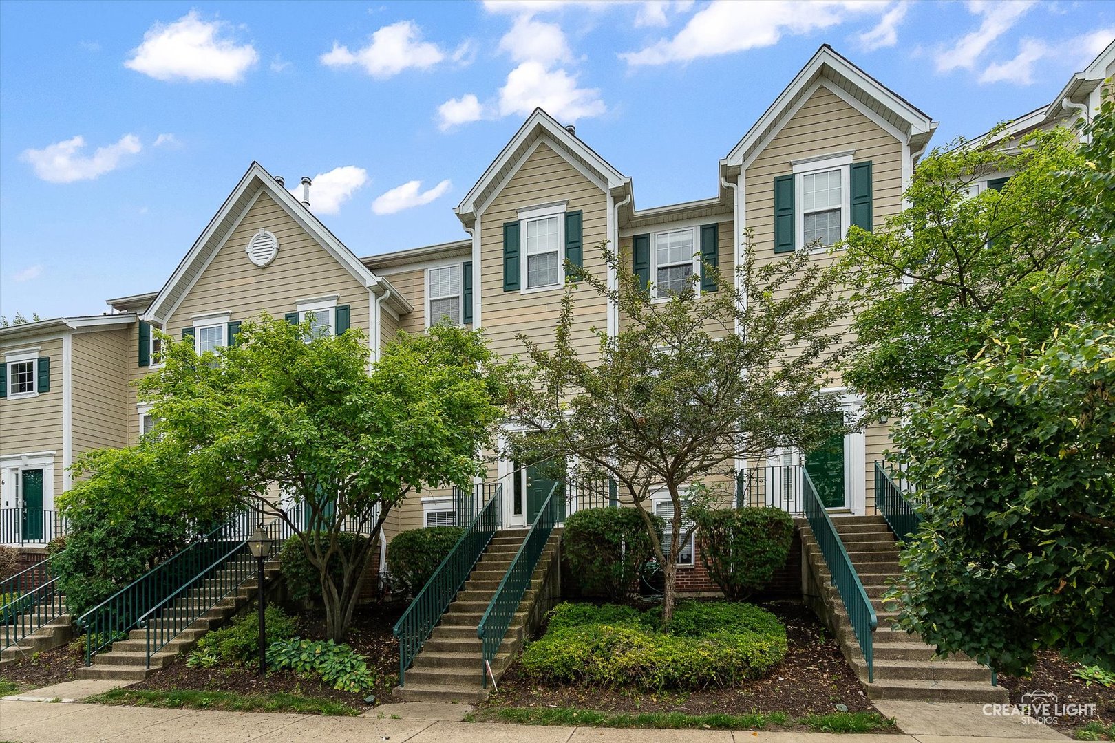 2426 Courtyard Circle Aurora IL 60506