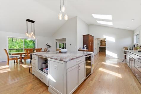 71 Oak Creek Drive Yorkville IL 60560