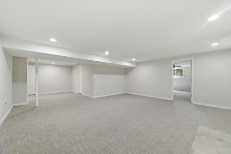 71 Oak Creek Drive Yorkville IL 60560