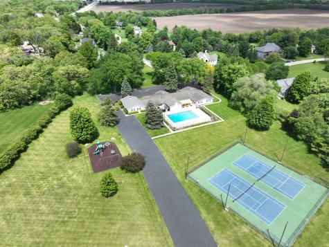 71 Oak Creek Drive Yorkville IL 60560