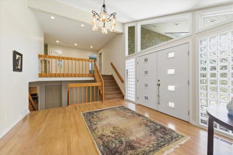 71 Oak Creek Drive Yorkville IL 60560