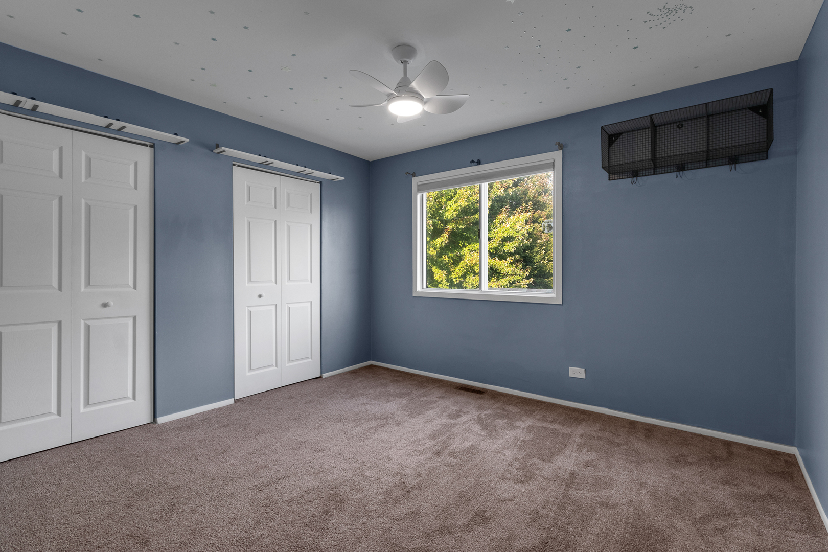 614 Kamiah Court Carol Stream IL 60188