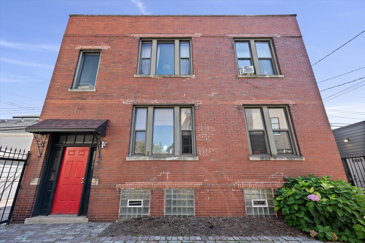 2845 West Division Street Chicago IL 60622